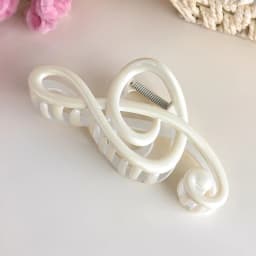 Summer Cool-Style Hair Clip for Women 2026 New Style: Half-Up Bun at the Back of the Head with Shark-Shaped Clip Hair Accessory