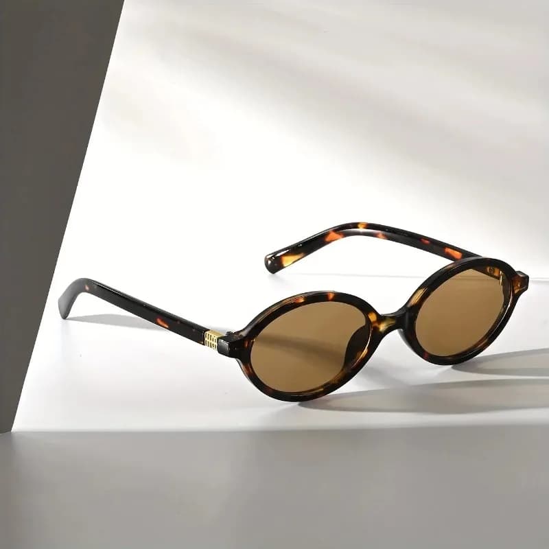 1PC Oval Retro PC Glasses Men and Women Small Face Design Sunglasses versatile for Multiple Indoor Scenes Eyewear