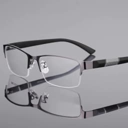Men's Vintage Business Photochromic Myopia Glasses Half Frame Metal Blue Light Blocking Eyewear Classic UV Shades -0.5~4.0x