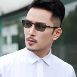 Men's Vintage Business Photochromic Myopia Glasses Half Frame Metal Blue Light Blocking Eyewear Classic UV Shades -0.5~4.0x