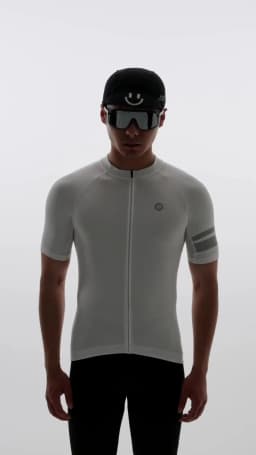 ROCKBROS Cycling Jersey Men Breathable Shirt Summer Jersey Clothes Bicycle Quick Dry Clothing Anti-UV Reflective Short Sleeve