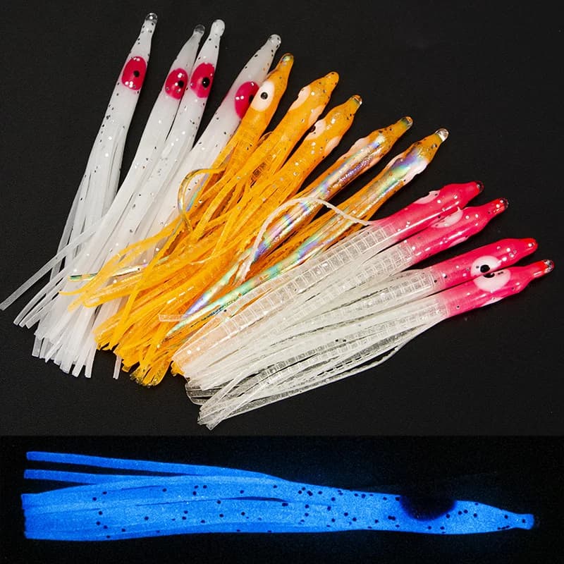 100pcs Luminous Squid Skirts Soft Lure 8cm Night Fishing Accessories Lure Bait Octopus Glow Rubber Artificial Bait for Tuna