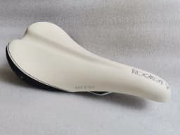 NEW WTB ROCKET V SADDLE SEAT MTB CITY BIKE BLACK WHITE L268mm x W130mm