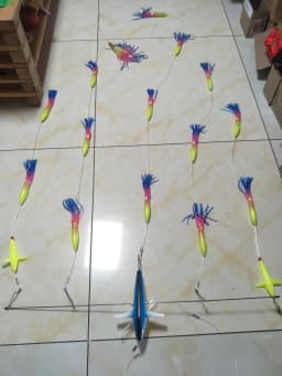 Marlin Tuna Teaser Bird Splashbar SpreaderBars with 9' Premium Lures, 36' Tianium Nickel Alloy, Right Direction Install Version