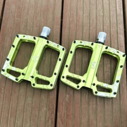 High Strength Mountain Bike Pedals CNC Aluminum Alloy Polished Hollow Thickened Flat 3 Bearing Non-slip Bicycle Pedals