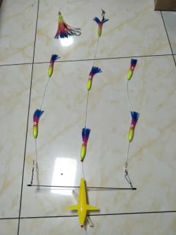 18' Stainless Steel Splashbar Rudder Spreader Bars with 7' Premium Marlin Tuna Teaser Bird and 6' Octopus (Left Direction)