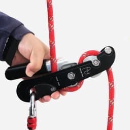 Outdoor Rock Climbing Descend device STOP Handle-Control Abseiling Device Downhill Descender Rappelling SRT Tools