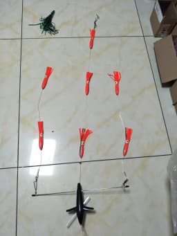 18' Stainless Steel Splashbar Rudder Spreader Bars with 7' Premium Marlin Tuna Teaser Bird and 6' Octopus (Right Direction)