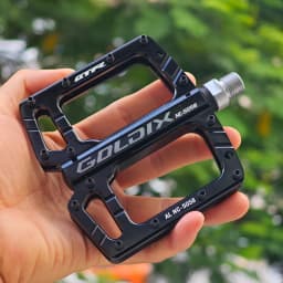 GOLDIX Free Shipping New 3-Bearing Mountain Road Bike Sealed Bearing Pedals High Strength Non-Slip Pedals Bicycle Accessories