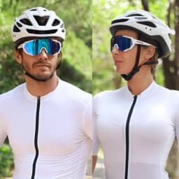 X-TIGER Cycling Helmet LED Tail Light Breathable One-piece Mountain Road Sports Bicycle Helmet Rechargeable with Brim Design