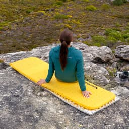 Naturehike R 3.5 Self-inflating Mattress Folding Inflatable Foam Sleeping Pad 20D Nylon TPU Camping Mat Lightweight Beach Travel