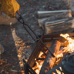 Shine Trip Barbecue Clip Lightweight Portable Carbon Steel Picnic Anti-Scalding Thick Fire Tongs for Outdoor Cooking