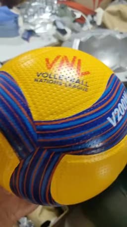 2026 New Gift V200W VNL Original Professional Nations League Volleyball Super Fiber Soft Leather Volleyball ball