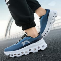 Full Palm Carbon Plate Running Youth Shock-absorbing Outdoor Mountaineering Sneakers Thick Soles Increase Mesh Racing Shoes For