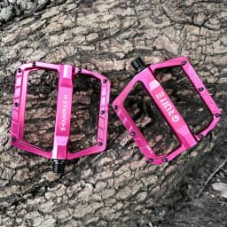 SHANMASHI DH Mountain Bike Wide Big Comfort Pedal 3 Bearing Aluminum Alloy Mtb Downhill Bicycle Pedal