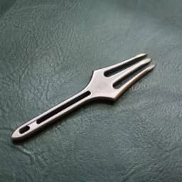 New Titanium Fork Small Harpoon Crowbar Pry Bar keychain EDC Tools Pendant Gift