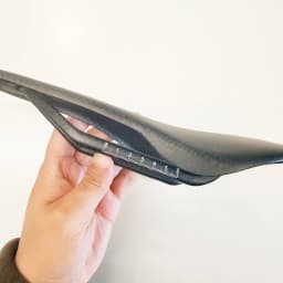 Lightweight Carbon Selle Bike Saddle SLR Tekno-Flow Full Carbon Shell Saddles Road MTB Mountain Bicycle Saddle Seat Men Women