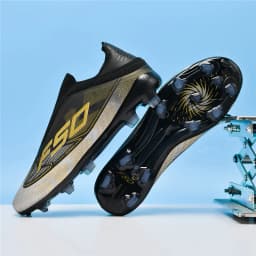 New Men Football Boots Breathable High-quality Sports Shoes Ultralight Soccer Shoes High Ankle Futsal Non-Slip Outdoor Match