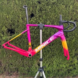 Minice Aerodynamic EPS Molded Carbon Frame Disc Brake Max 700*32C AERO Road Bicycle Frameset BSA Full Internal Cable Handlebar DI2 Mechanical