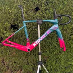 Minice Aerodynamic EPS Molded Carbon Frame Disc Brake Max 700*32C AERO Road Bicycle Frameset BSA Full Internal Cable Handlebar DI2 Mechanical