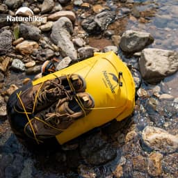 Naturehike Outdoor Waterproof Bag Wet & Dry Separation Outdoor Portable 20-40L Large Capacity Trail Bags Diving Backpack