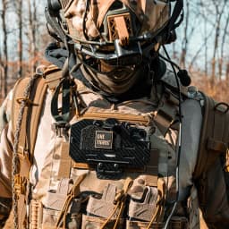 ONETIGRIS Tactical Vest Phone Holder, Universal Chest Cell Phone Board Plate Carrier Phone Mount for Screen Size 4.7"-6.7"