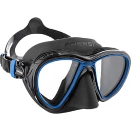 Cressi Adult Scuba Diving Mask with Advanced Fog System and Improved Downward Visibility - Quantum