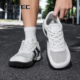 Wide-Toe Shoes, Summer Breathable Mesh Sports Shoes, Suitable for Both Men and Women as Outdoor Travel Shoes