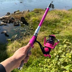 Spinning Rod and Reel Combo for Bass Pesca Mini Telescopic Fishing Rods 1.5M 1.8M 2.4M Metal Spool Fishing Reels Set Pink Girl
