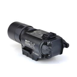 Surefir X300U Scout Light Gun Light Lanterna Rifle Strobe Flashlight Fit 20mm Rail Airsoft Hanging FlashlightHunting