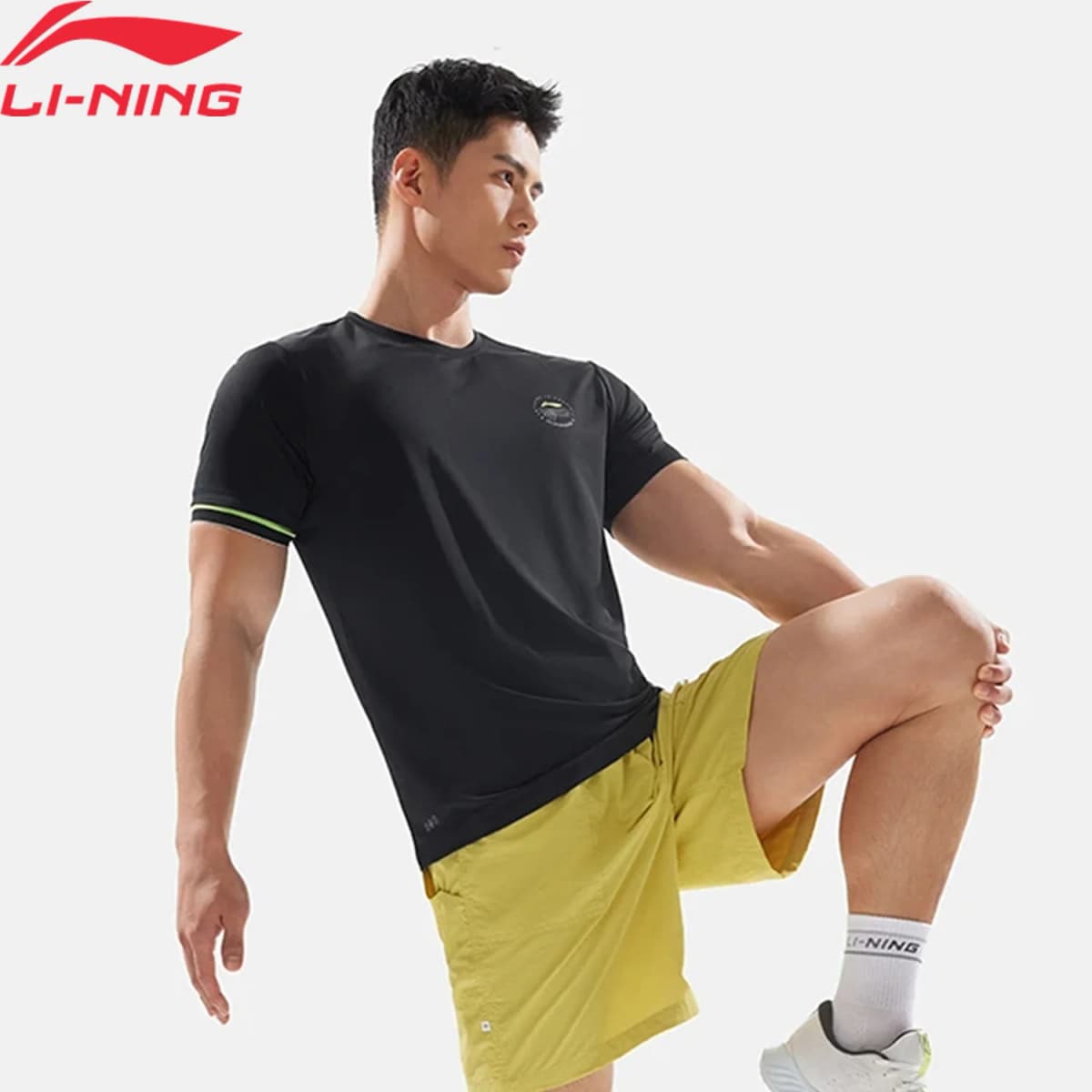 Li-Ning Men's Running T-Shirt AT AIR 100%Polyester 3D FITTING Breathable LiNing Professional Sports Tee Top ATSV083