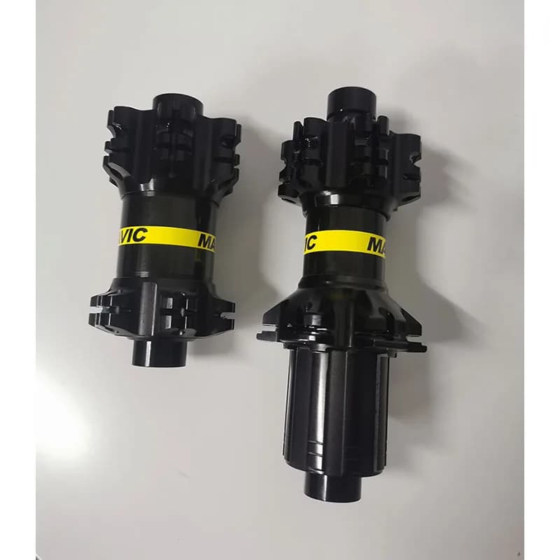 700C Road Bike Mid-Lock Quick Release Hub CR Mountain Bike Six-Ding Barrel Axle Disc Brake Version 24-hole Six-Bearing Hub