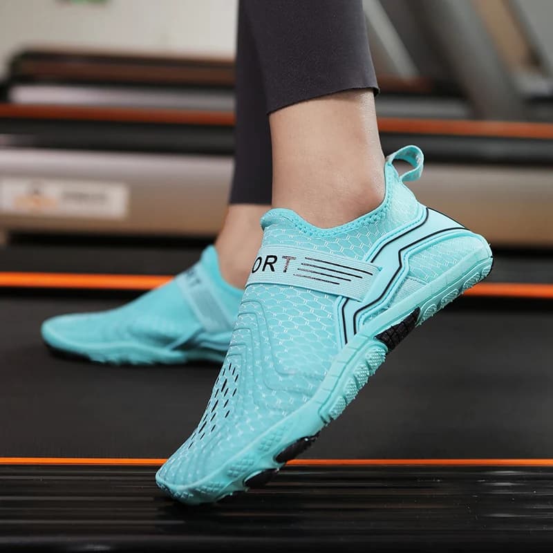 New Breathable Upstream Wading Shoes Quick Dry Aqua Shoes Couple Outdoor Anti-Slip Beach Swimming Barefoot Shoes