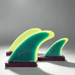 FUT Surfboard Fins, 3-Piece Surfboard Fin Set, Professional Surf Fins, Multi-Layer Laminated Surfboard Fins, Durable and Non-Sli