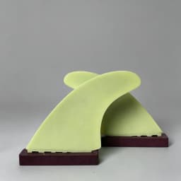 FUT Surfboard Fins, 3-Piece Surfboard Fin Set, Professional Surf Fins, Multi-Layer Laminated Surfboard Fins, Durable and Non-Sli