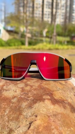 Kapvoe 2026 Cycling Glasses Men's Hiking Eyewear Fashion Sunglasses Photochromic Glasses New Sports MTB Road Bicycle Goggles