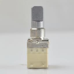 10PCS 1880619Z06 Potentiometer Volume Control Switch for Radio GP328 CP200 EP450 GP88S GP3188 GP3688 CP040 CP140 CP160 CP180