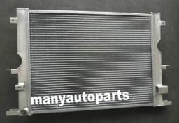 Aluminum radiator + Fans For TOYOTA LAND ROVER DISCOVERY II 2.5 TD5 1999-2004 2003
