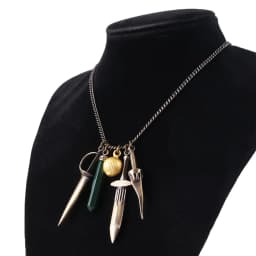 Lady Dimitrescu's Daughter Daniela Bela Pendant Necklaces for Women Game R Evil 8 Village Cosplay Necklace for Fans Jewelry Gift