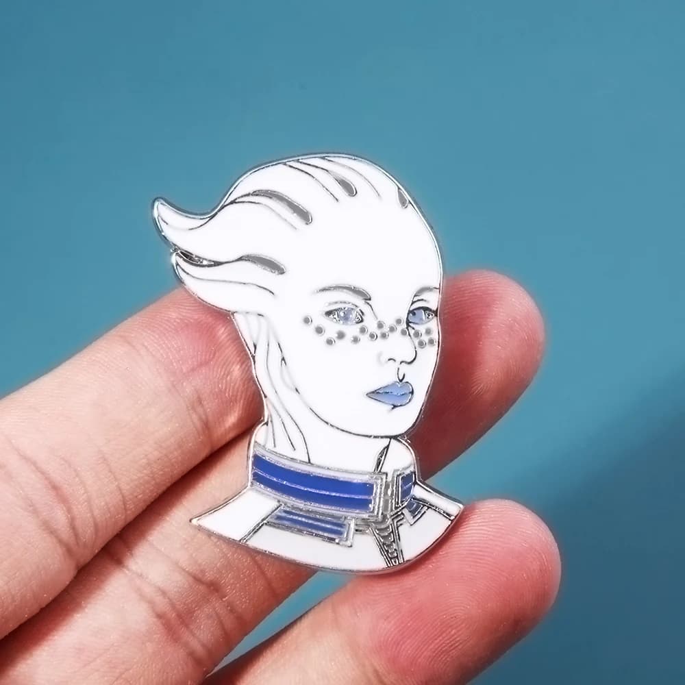 Mass Effect Pins Brooch Liara Figure Badge Brooches for Women Men Lapel Pin Jewelry