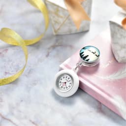 LANCARDO 2021 New Arrival Christmas Sleigh Clip-on Fob Brooch Pendant Pocket Watch Round Dial Nurse Doctor Christmas Gift