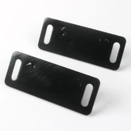 For LEER Tonneau cover 700 and 550 series pair of black C striker plates # 80351