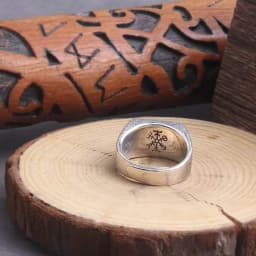 925 sterling silver Thor’s Hammer Mjölnir and vegvisir ring as gift with vintage wood viking box