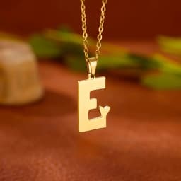 Stainless Steel Heart Initial Letter Necklace for Women Gold Plated Alphabet Pendant Necklaces Vintage Waterproof Jewelry Gifts