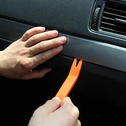Trim Removal Tool Kit 4PCS Car Clip Remover Tool Interior Trim Removal Kit Car Door Trim Panel Removal Tool Car Dashboard Audio