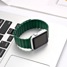44mm Silicone Loop Strap for Apple Watch 7 45mm 41mm 38mm 42mm Watchband Original Magnetic Bracelet IWatch Seires SE 7 6 5 Strap