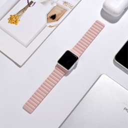 44mm Silicone Loop Strap for Apple Watch 7 45mm 41mm 38mm 42mm Watchband Original Magnetic Bracelet IWatch Seires SE 7 6 5 Strap