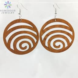 SOMESOOR Fashion Laser Cutting Wooden Drop Earrings African Map Traditional Ethnic Design Pendant Dangle Jewelry For Women Gift
