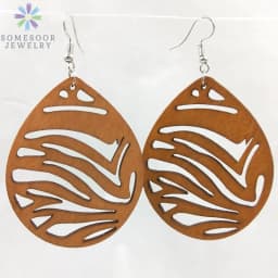 SOMESOOR Fashion Laser Cutting Wooden Drop Earrings African Map Traditional Ethnic Design Pendant Dangle Jewelry For Women Gift