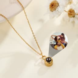 Custom Projection Necklaces For Women Men Personalized Round Pendant Necklace With Picture Inside Valentines Day Gift Jewelry